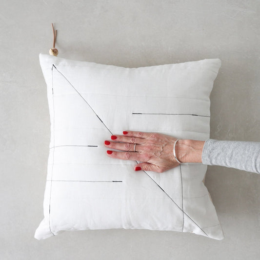 Vida Floor Linen Pillow